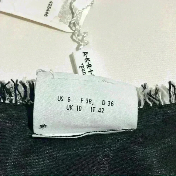 NWT AKRIS Punto Black & White Tweed Fringed Waterfall Front Open Jacket 6 $1490 - Picture 6 of 16